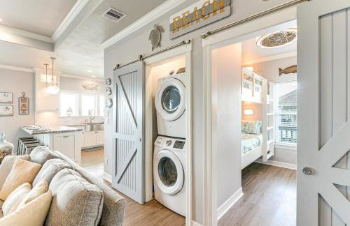 Walk to Shore Crystal Beach Escape with Deck and Bar! - Foto 20