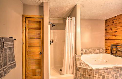 Cozy Family-Friendly Pine Grove Cabin with Fire Pit! - Foto 19