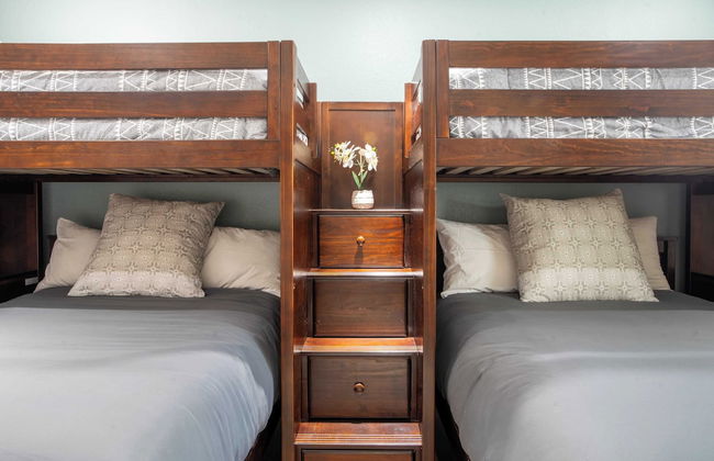 Red River by Avantstay Shared Pool + Hot Tub 20 Minutes to Downtown Austin - Foto 2