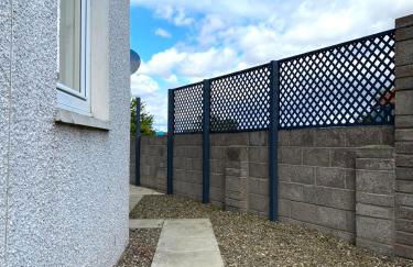 Bright 2-bedroom apartment with parking in Montrose - Photo 30