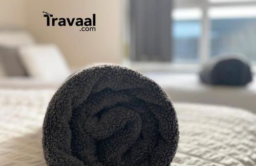 Travaal.©om - 2 Bed Serviced Apartment Farnborough - Foto 10