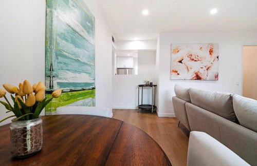 2BR Plus Bonus Room and Pool Access Near Universal Studios - Foto 26