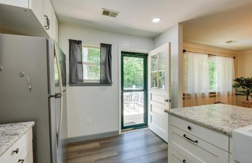 Pasadena Hideaway with Game Room and Fire Pit! - Foto 10