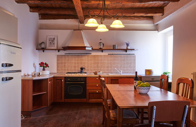 2 bedroom Apartment in Bellano with garden and terrace - Photo 11