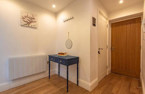 Cosy & Bright 2 Bedroom Apartment in Newbury Town Centre - SLEEPS 7 - Foto 15