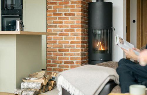 Rumiane pola - stodoła na Mazurach z widokiem na jezioro - Foto 6