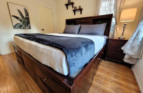 Perfectly located Pico Robertson ground floor 3 bedroom apartment Walk to restaurants WIFI TV Game Console Parking 5 minutes to Rodeo Drive - Foto 11