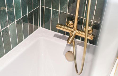 Athera - Queens Park Kensal Rise Stylish Two Bedroom apartment wt Terrace - Foto 9