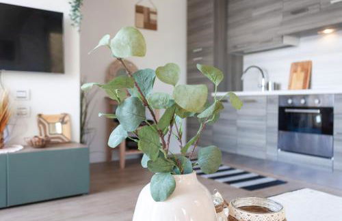 MIA ISOLA with lake view, garden and swimming pool - Photo 25