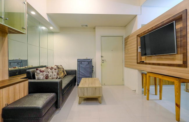 Strategic 2BR Apartment with Workspace @ Season City - Photo 14