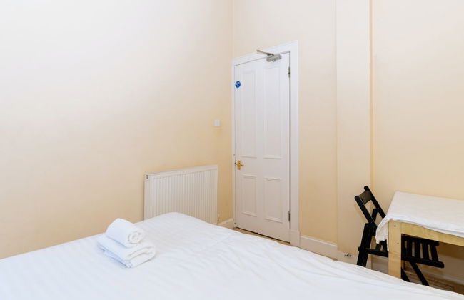 Spacious 4 Bedroom Apartment Near The Meadows/old Town - Foto 8