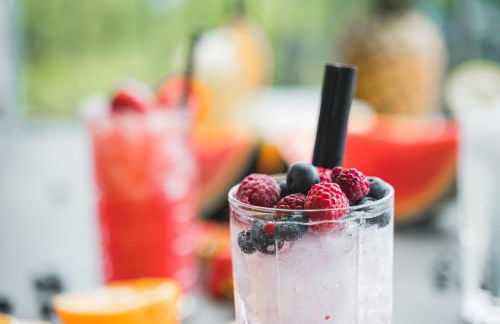 Tropic Love - Seezugang - Seesicht I BeachParadise I Massage - Trampolin - Light Show - Parken - Cinema Feeling - BBQ - Foto 9