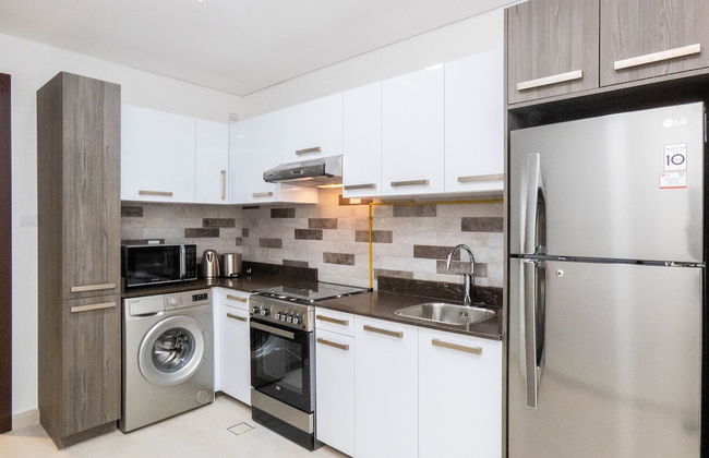 Stylish 1BR Apartment in Al Barsha Dubai - Photo 8