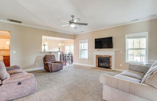 18 Mi to Pinehurst Quiet and Spacious Family Home! - Foto 3