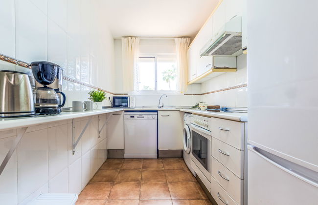 3 bedroom House in Salou with swimming pool and garden - Photo 10