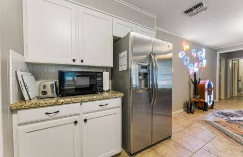 Pet-Friendly Aggie Village - Fire Pit Games and walk to Texas AnM - Foto 25