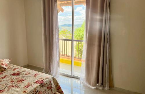 Chácara Aconchego da Serra com Piscina - Foto 32