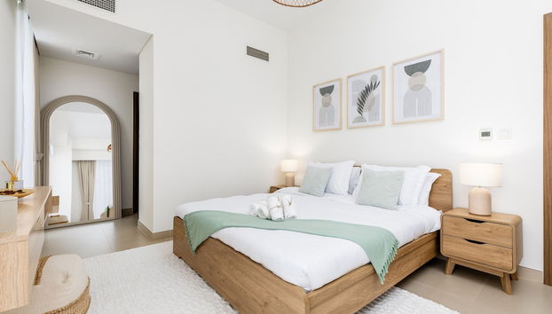 Waves - High-Rise Elegance: 2BR Apt with Marina Views - Foto 5, Habitación