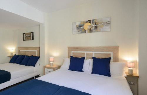 Apartamentos enfrente del Museo Dalí - Foto 17