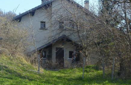 Maison charmante à Saint-Léger-les-Mélèzes avec jardin clôturé - Foto 12