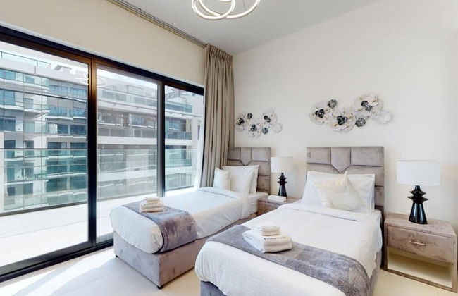 Luxury 3BR Designer Retreat with Parking - Foto 4