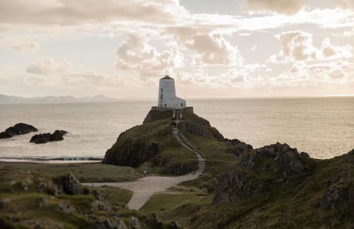 Luxurious Manor House with Sea Views - Sleeps 10 - Photo 47