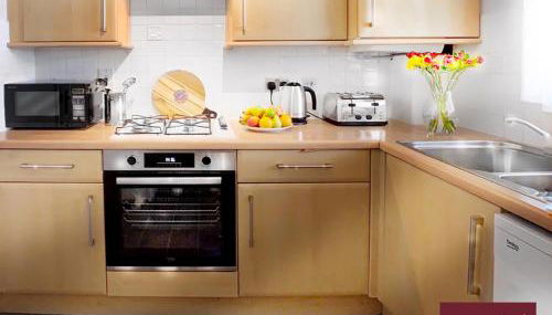 Wokingham 2 Bedroom Flat - Private Entrance - Foto 5, Other