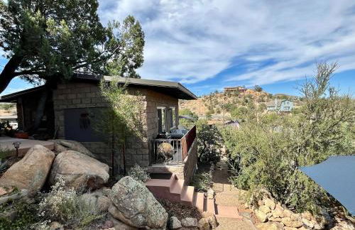 Eagles Nest Casita Luxury king memory foam bed feather pillows & duvet Amazing views, private balcony, Great location & Dog friendly - Foto 6