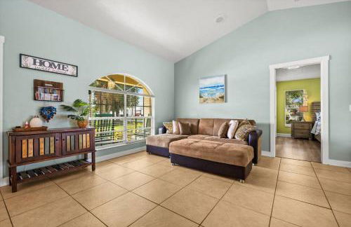 Sunny Oasis Getaway -Heated Pool-Mini Golf-Near Beach - Foto 50