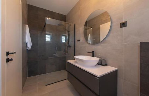 Pet Friendly Home In Pakovo Selo - Foto 30