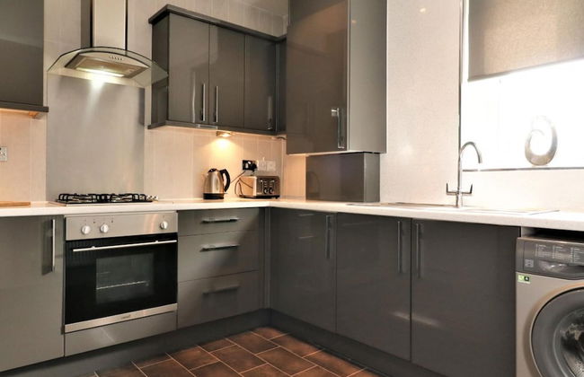 Carfin House - Motherwell - Photo 24