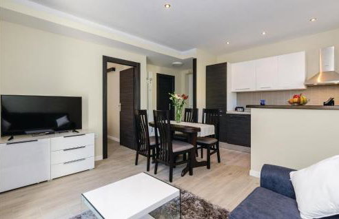 One-Bedroom Holiday Home In Gruda - Photo 9