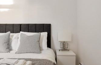 Modern 4 Bedroom House In Woodgreen - Foto 12