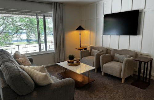 Modern Downtown 1BR Stay in Downtown Royal Oak - Foto 12