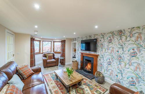 Gardener’s Cottage with Hot Tub - Foto 44