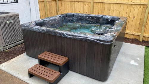 New Listing The Playhouse with Spa Games & More - Foto 3