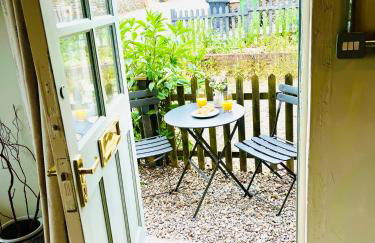 The Old Candle Shop - Foto 22