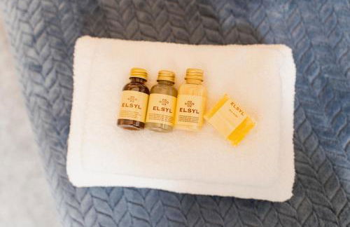 Newly Renovated 4 bed in Tarvin, Near Chester - Sleeps up to 15 - Foto 13