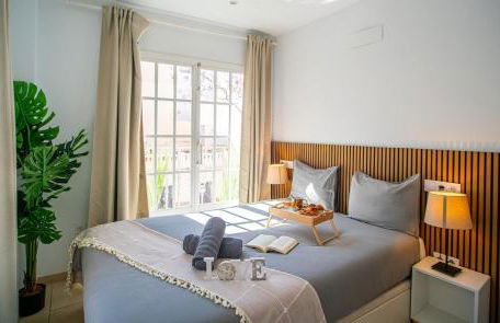 High-End Boutique Executive Apartment - Fuengirola Center - Photo 1