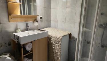 Apartament Gdynia Obłuże - Foto 5, towels, Shower