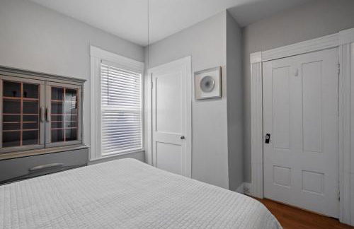 Bright Modern Open Layout 2nd Flr Short to MidTerm - Foto 12