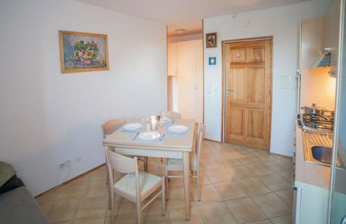 Apartment Gemütliche Ferienwohnung im Grünen am See by Interhome - Foto 3