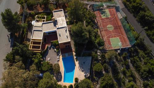 Villa with swimming pool and tennis/basketball court - Foto 4