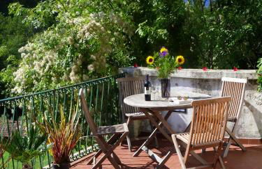 A House In Tuscany - Photo 3