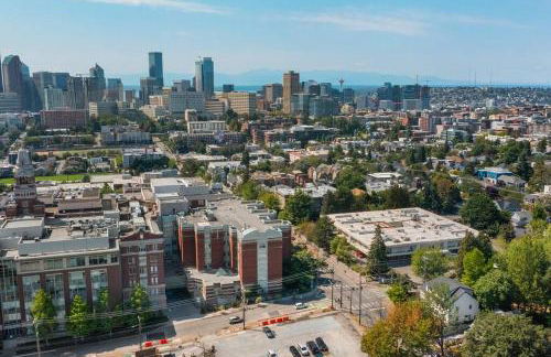 The Sweetest Hideaway - 81 Walkscore! - Foto 13