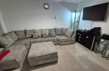 The Aylesbury Home Retreat - 3 Bed Home with Garden & Free Parking - 2 Bedrooms - Foto 1