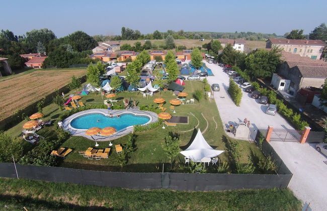 Lucciole nella nebbia - Foto 1