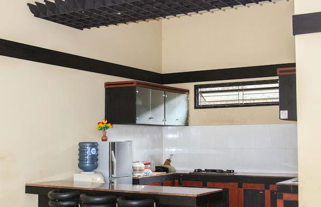 Aldeoz Ciater Cikole Villa Subang - Photo 6