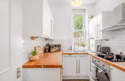 Modern 2BR Flat-Terrace-Free Parking-Rail Station - Foto 15