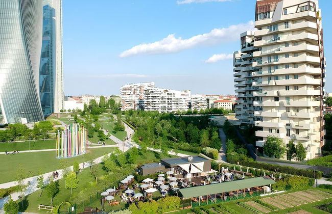 Charming Milanese Apartments - Photo 79